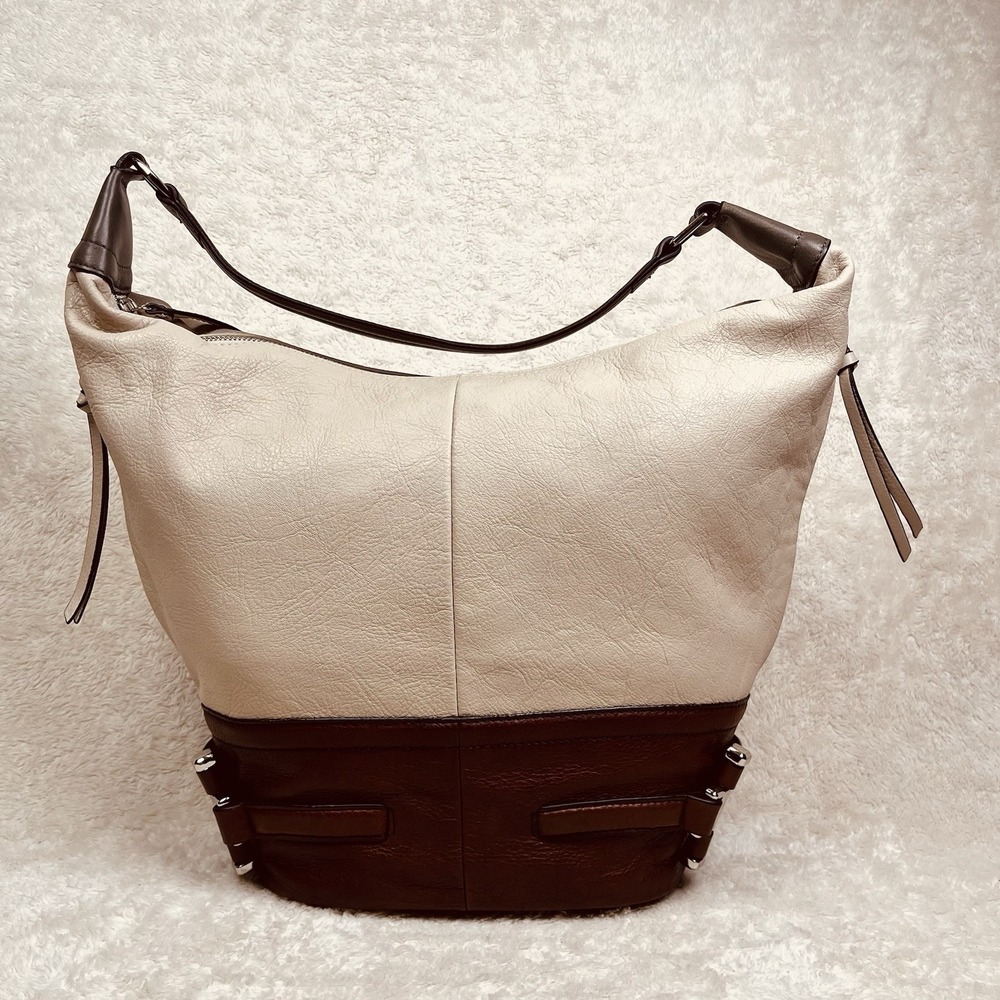 B Makowsky Bucket Shoulder Bag Large Pebbled Leather‎ Cream Brown Zipper Purse